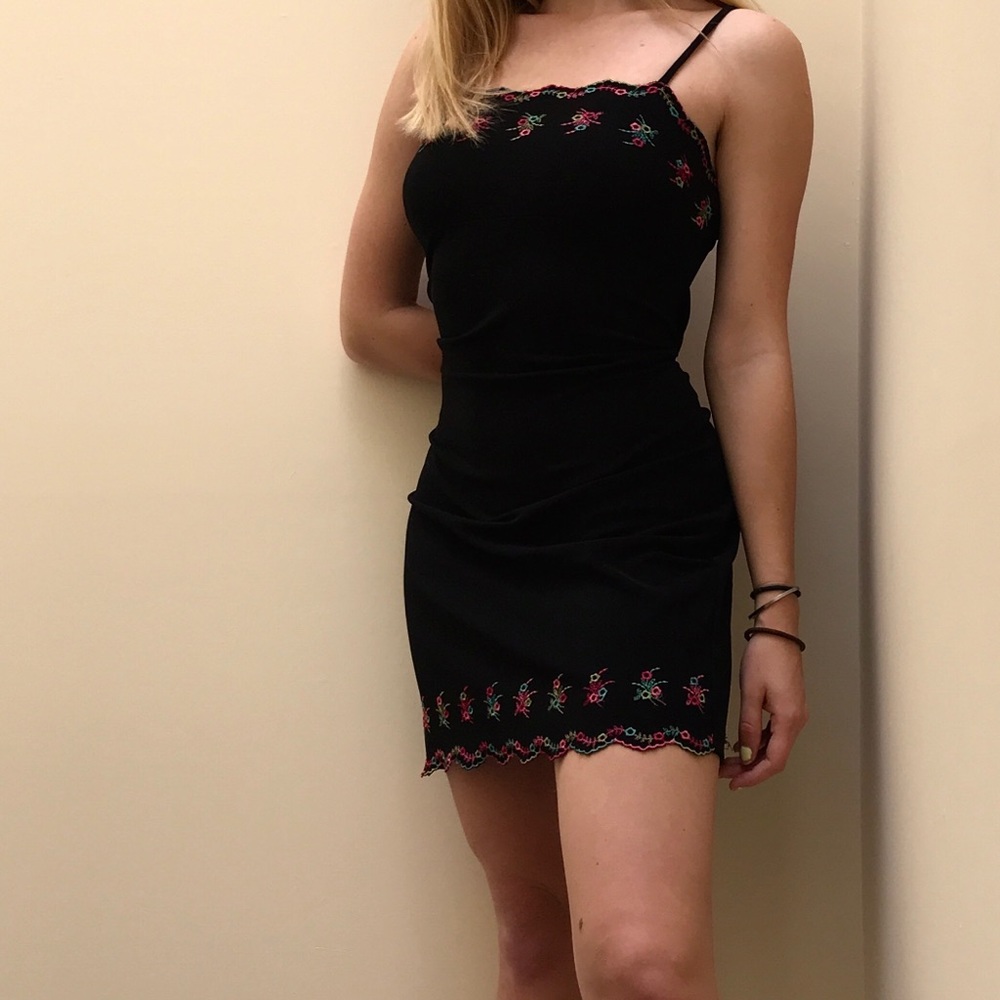 SOLD* Vintage City Triangles 90s dress